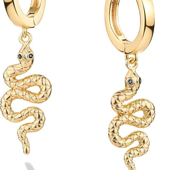 Gold Heart Hoop Earrings for Women 14k Gold Plated Small Hoops Earrings - Picture 1 of 8